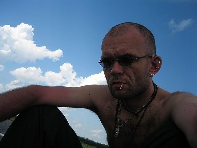 далекл далеко
