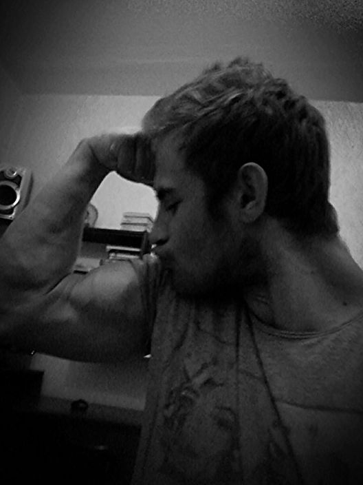 я настоящий)