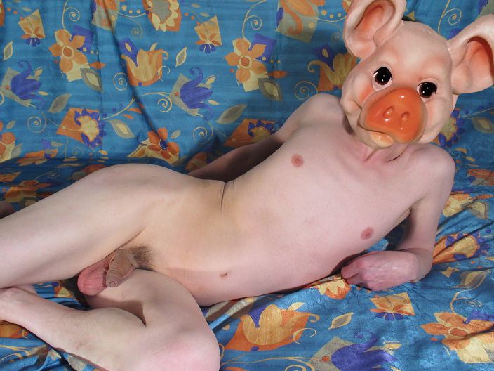Naked little pig ,-)