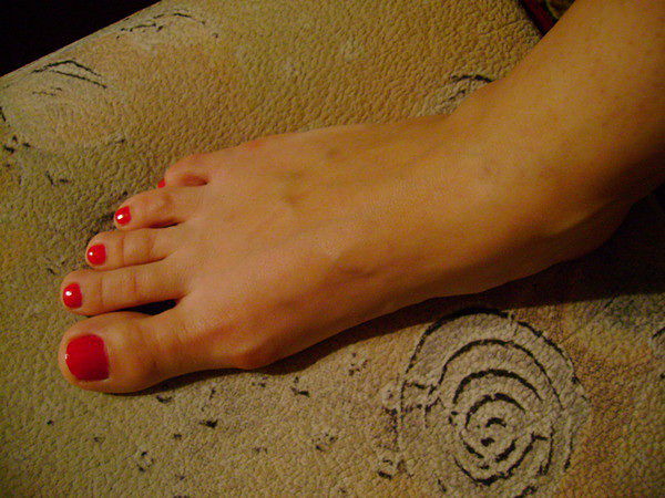 КОМУ ПОЛИЗАТЬ