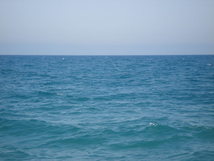 море