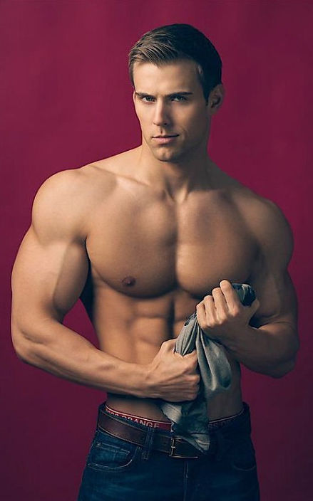 MALE M