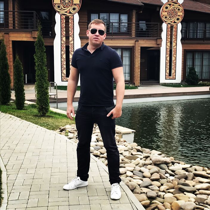 Знакомлюсь