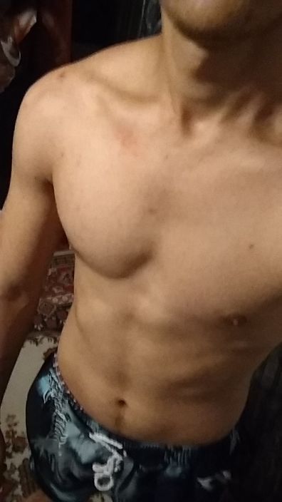 3883382727