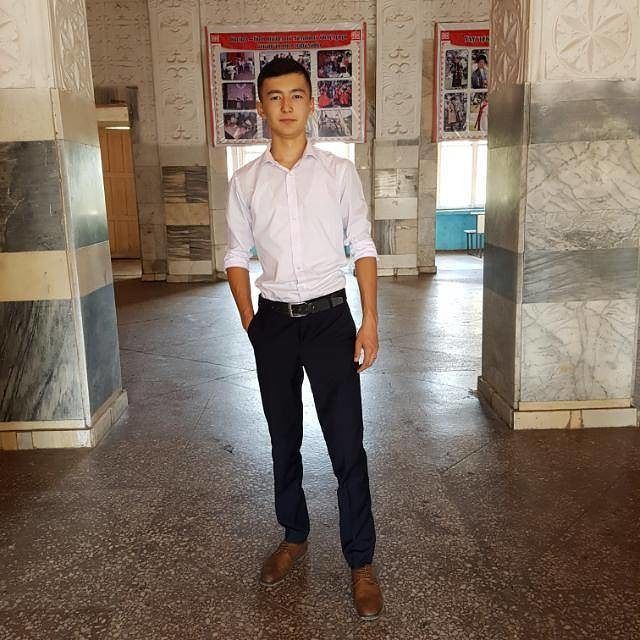 Это я на учебе