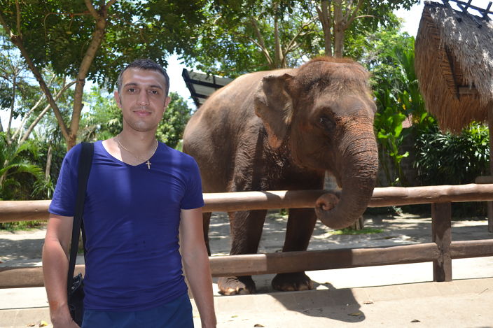 Я и слоник