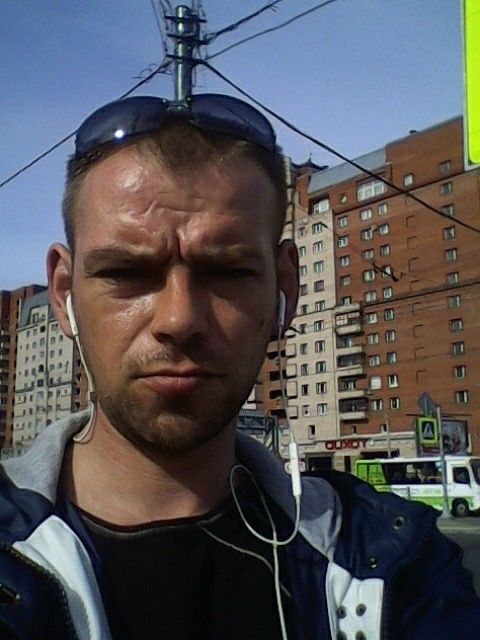 Фоло со мной.