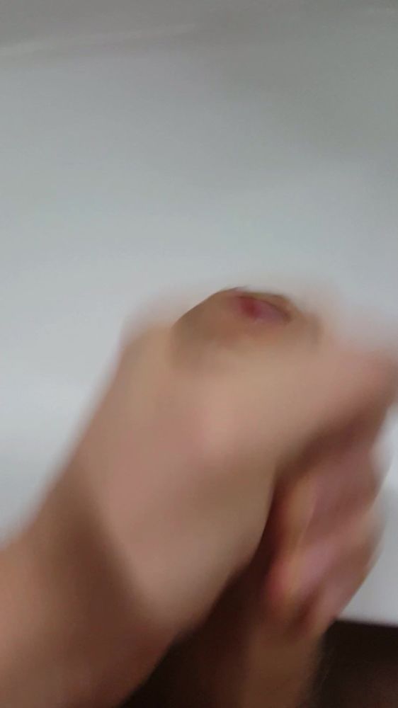 Не дрочил часов 10 =D