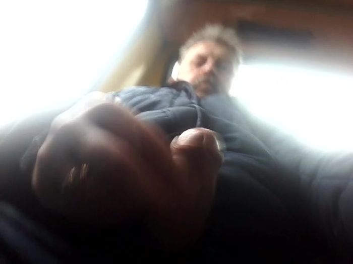 дрочу в автобусе