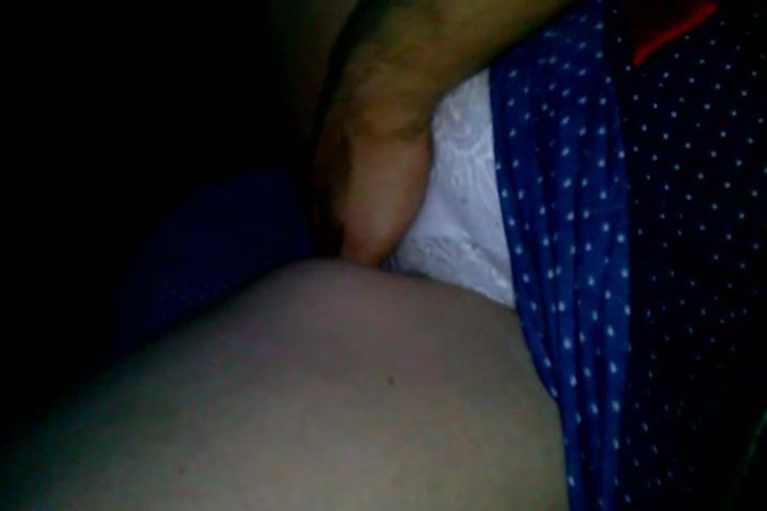 любит пошло как с блядью