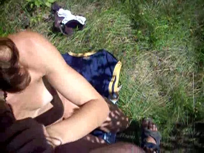 Я снимаю,Ленка-сосёт!!!